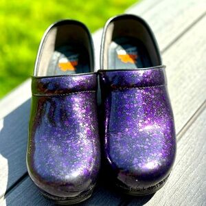 Dansko Women’s Professional Nurses Size EU Women 39 /US  9